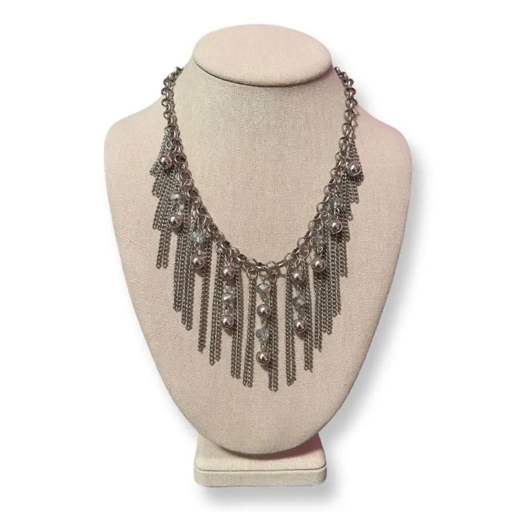 ⭐️3/$25⭐️ NWOT Silver Balls And Clear Crystals Necklace
